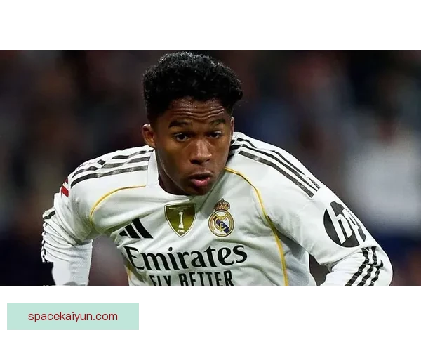 拉菲尼亚状态回暖，亚马尔搭档默契助力球队表现提升