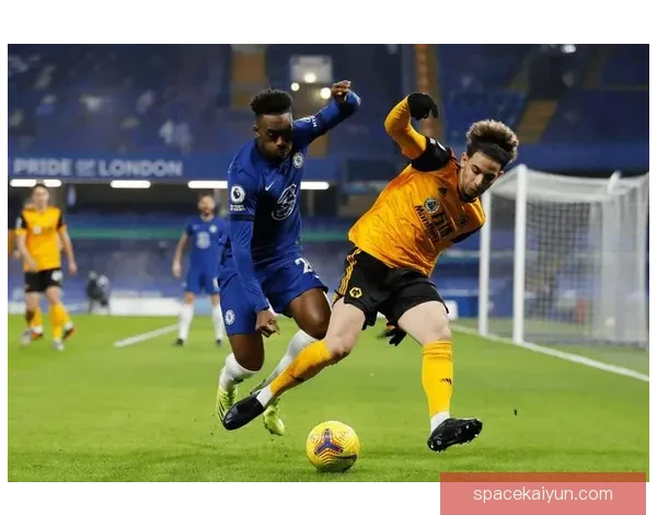 英超佩佩状态回暖，近期表现稳健引人关注