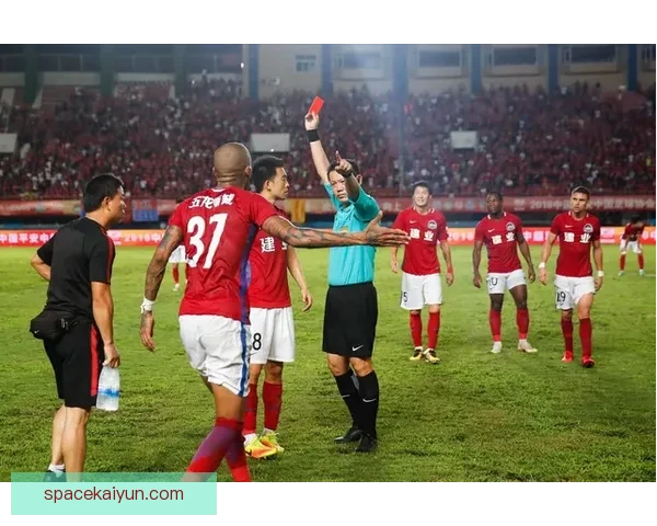 西甲埃尔切足球俱乐部近期表现稳健，保级形势逐步明朗